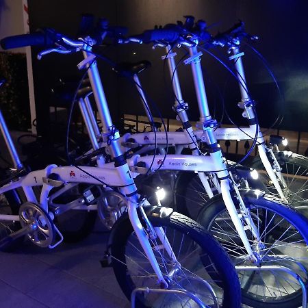 Apple Rooms Rome Airport Fiumicino Kültér fotó A bicycle sharing system in Athens, Greece